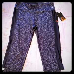 Reebok cropped leggings NWT